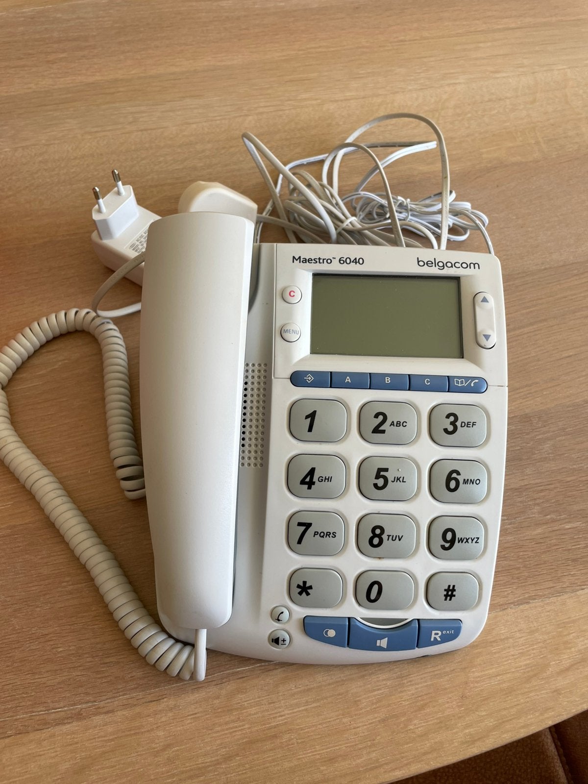 Huistelefoon met grote toetsen, Télécoms, Téléphones fixes | Filaires, Enlèvement, Comme neuf