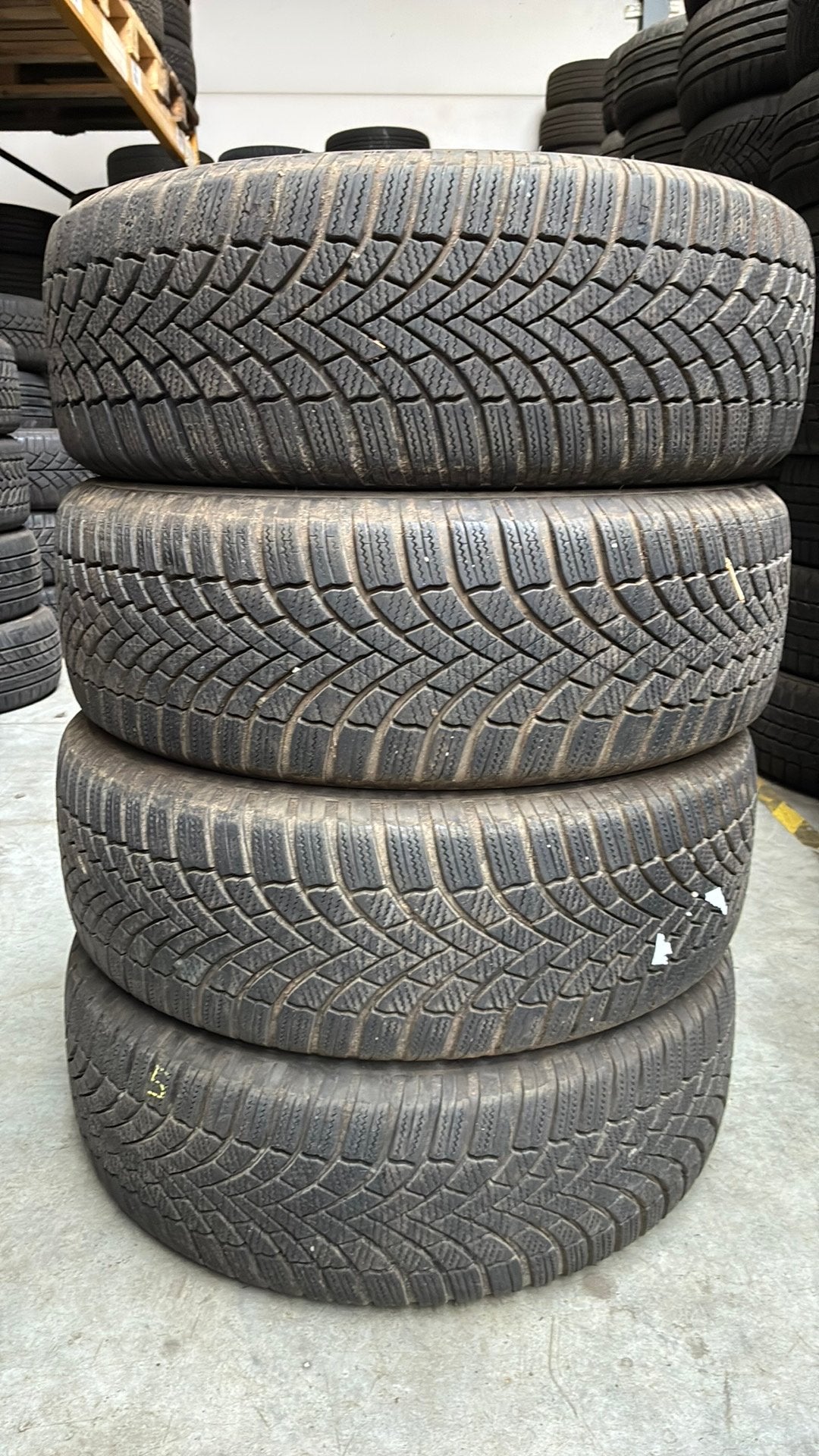 Pneus d'hiver 2055516 205/55/16 205/55R16 marque Bridgestone, Enlèvement