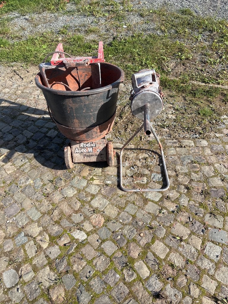 Mixer + lijmpomp gevelsteen, Ophalen, Gebruikt, Bakstenen