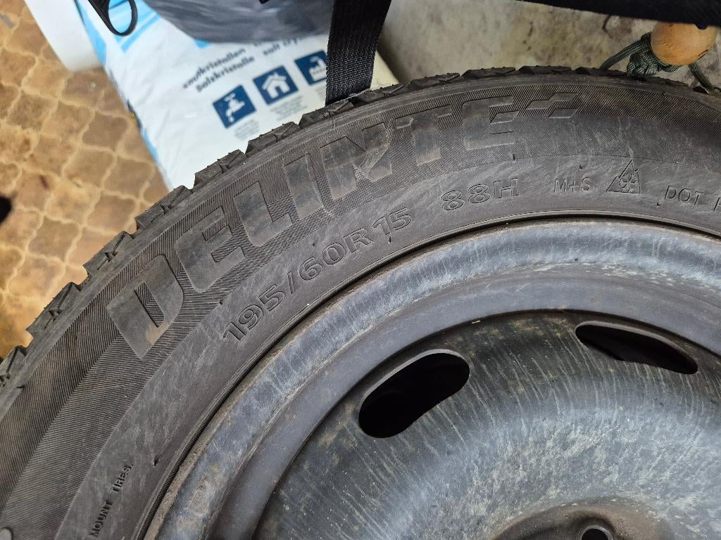 4 Roues Hiver (Pneus + Jantes Tôle), Autos : Pièces & Accessoires, Pneus & Jantes, Pneu(s), Pneus hiver, 15 pouces, 195 mm, Utilisé