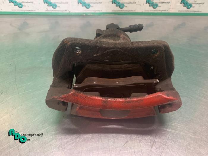 Etrier de frein (pince) avant droit d'un Opel Corsa (Corsa C, -, Opel, 3 mois de garantie, Utilisé