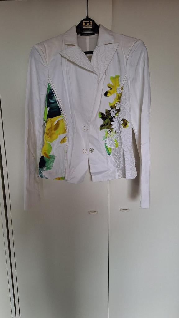 Witte blazer van Fuego woman, Kleding | Dames, Ophalen of Verzenden, Maat 42/44 (L)