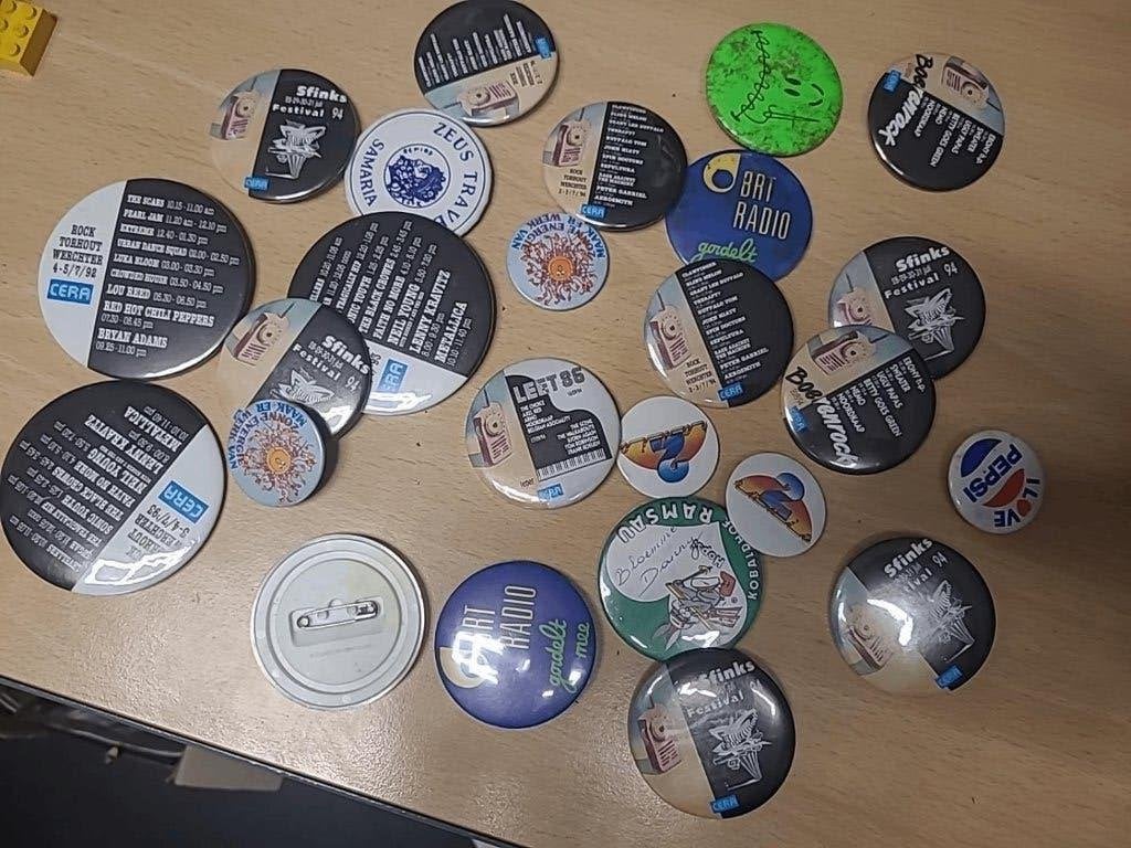 Vintage Studio Brussel Torhout Werchter badges jaren 90, Ophalen of Verzenden