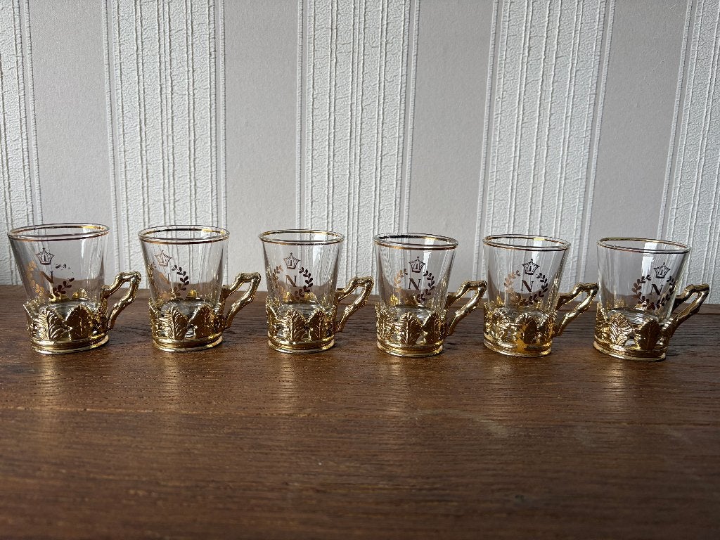 6 verres à liqueur Napoléon vintage avec supports dorés, Enlèvement ou Envoi, Utilisé, Autres types
