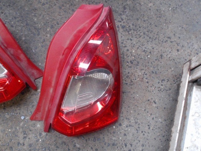 Feu arrière droit Renault Twingo 2 2011-2014 LP/14193, Ophalen, Gebruikt, Renault