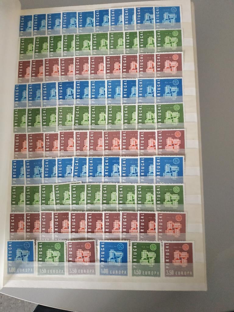 UIT VRIJ GROOT LOT DEEL17, Postzegels en Munten, Ophalen, Postfris, Postfris