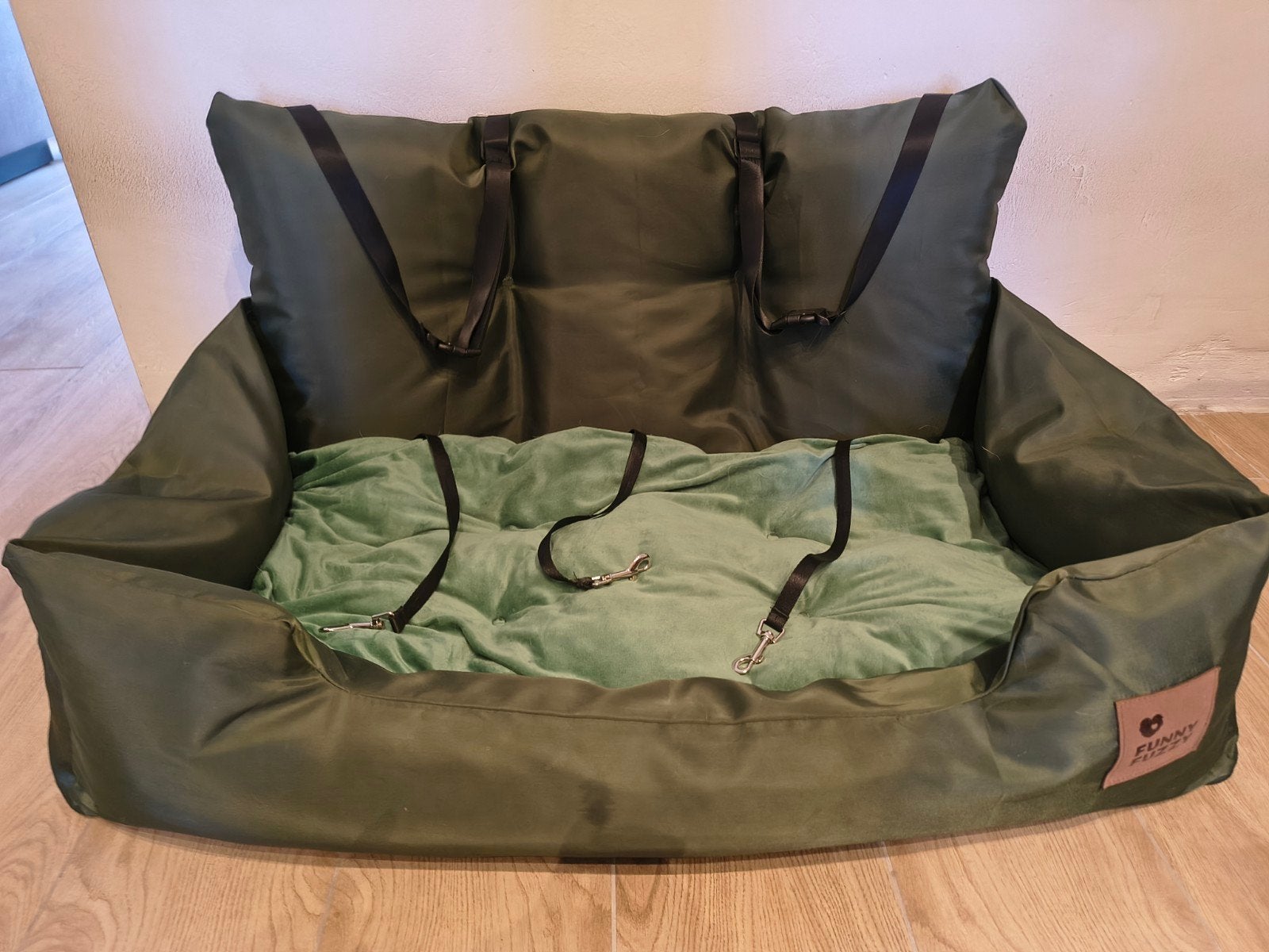 Funny fuzzy dog car seat, Dieren en Toebehoren, Ophalen, Zo goed als nieuw