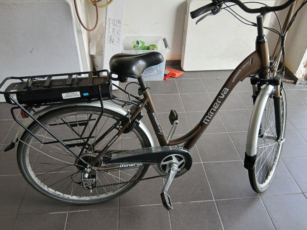 Electrische dames/meisjesfiets Minerva, Gebruikt, Velgrem, Versnellingen, Ophalen