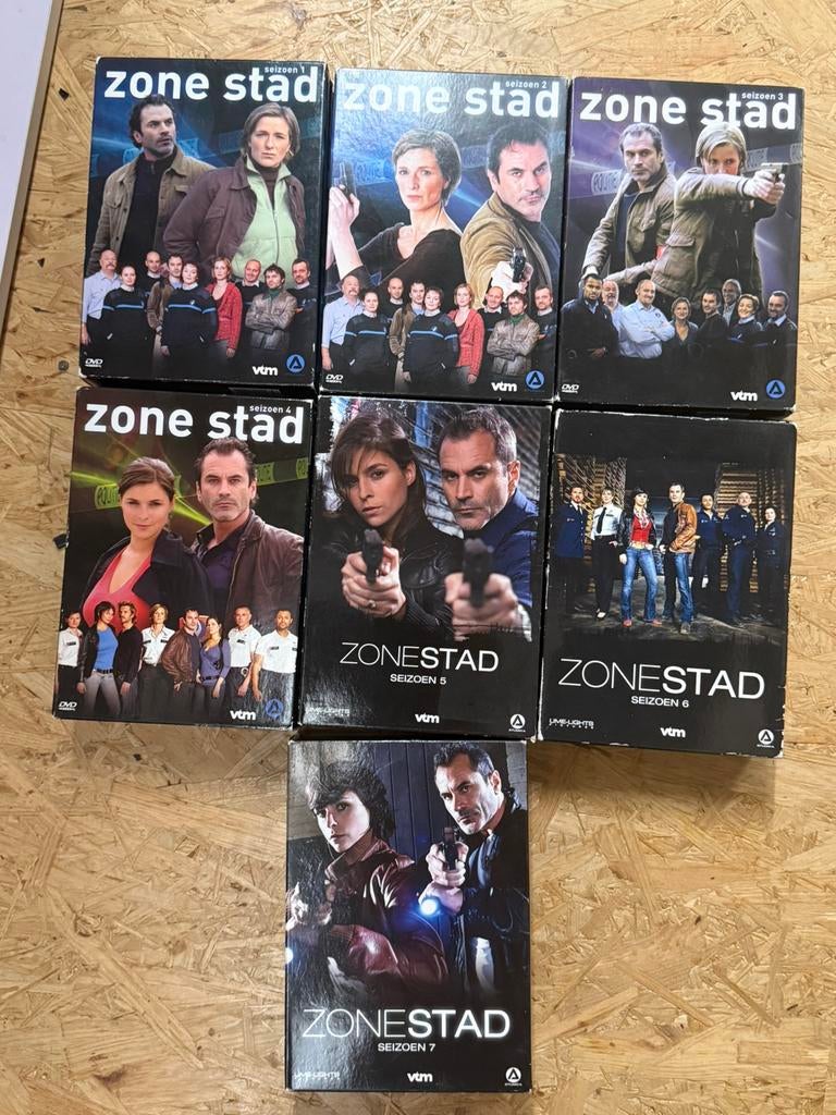 Zone stad seizoen 1-7, Cd's en Dvd's, Ophalen of Verzenden, Zo goed als nieuw