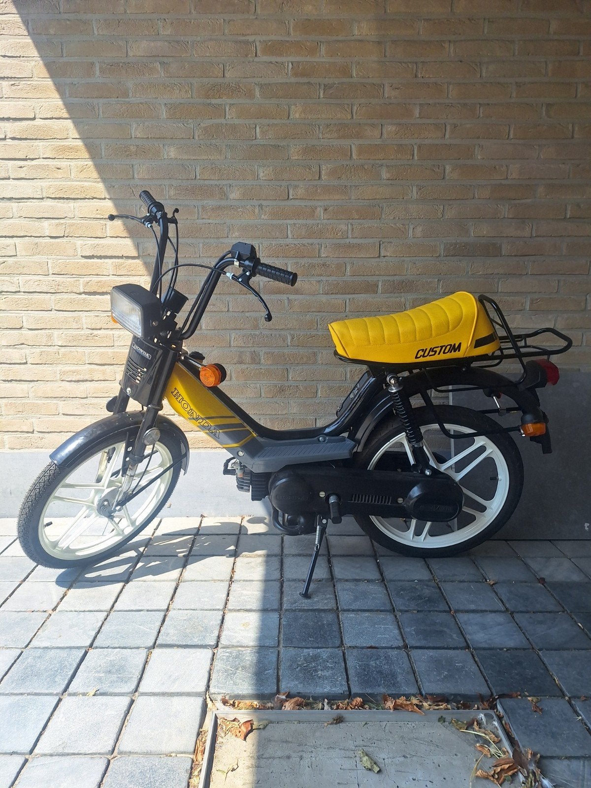 2x Honda Camino Custom PA50M(Y).       1 gele en 1 zwarte., Fietsen en Brommers, Ophalen, Overige modellen, Klasse A (25 km/u)