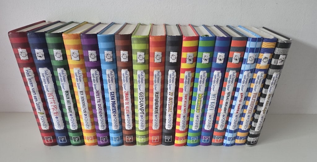 17 jeugdboeken :Leven van een Loser nr 1 tot 17, Livres, Enlèvement