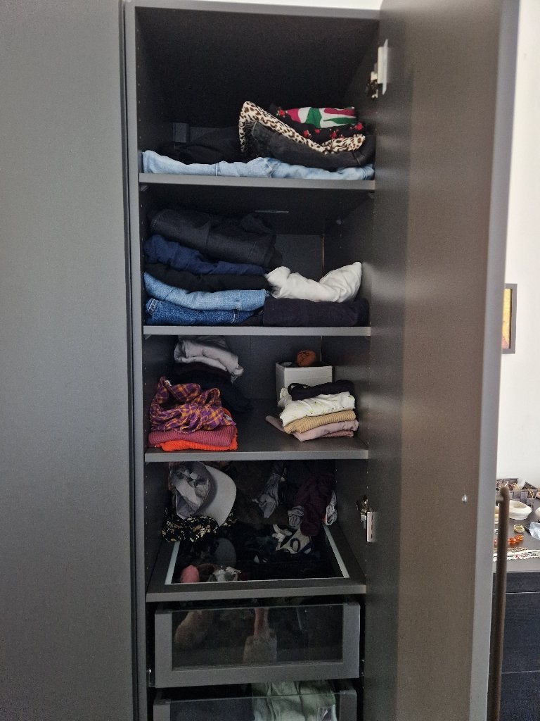 Armoire 3 portes Ikea Grise Bon état, Comme neuf, Synthétique, Avec tablette(s), 50 à 75 cm