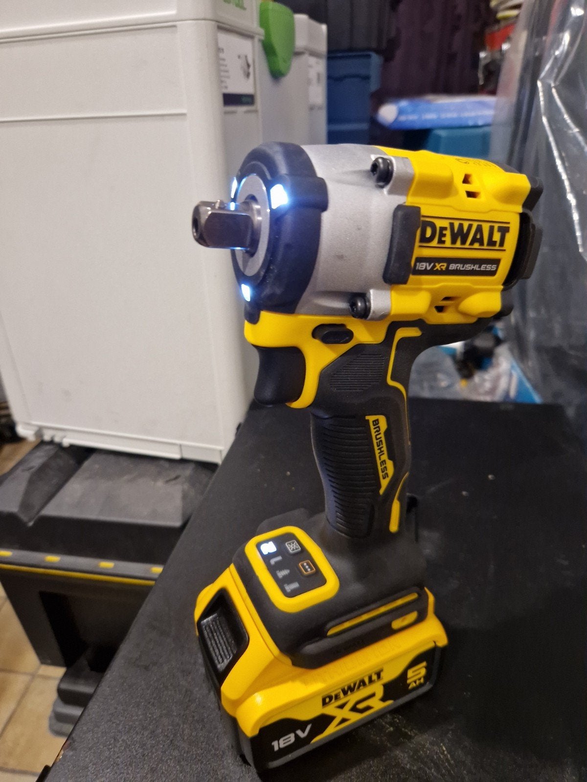 Boloneust Dewalt 350€, Enlèvement