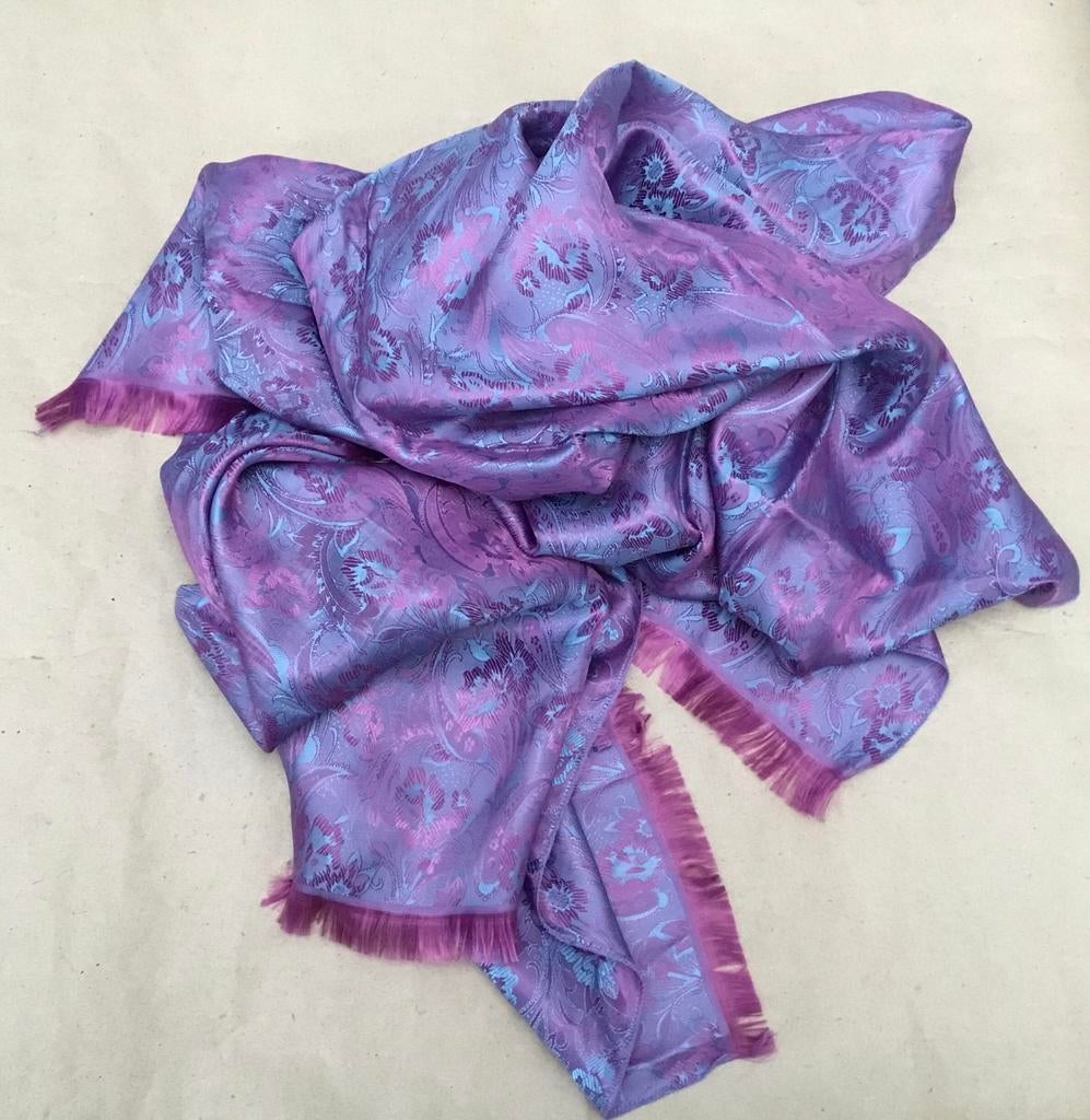 Sjaal in zijde kleur paars roze, Ophalen of Verzenden, Nieuw, Sjaal