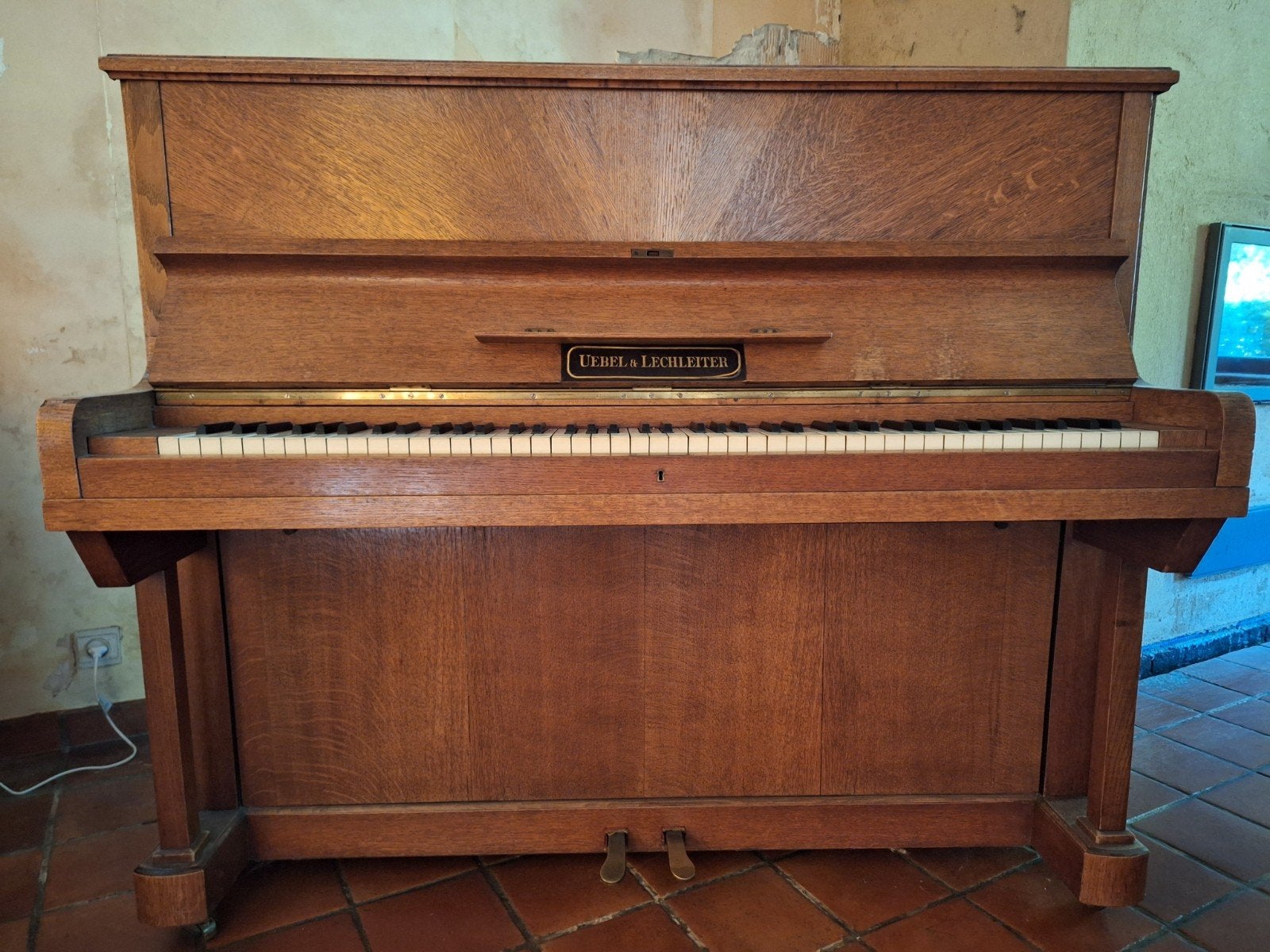Vintage piano Uebel&Lechleiter, Musique & Instruments, Pianos, Enlèvement, Brun, Piano