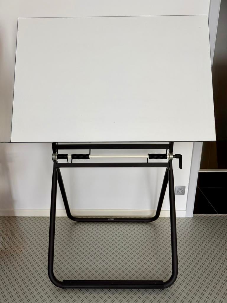 TABLE À DESSIN NEOLT réglable - à venir chercher, Enlèvement