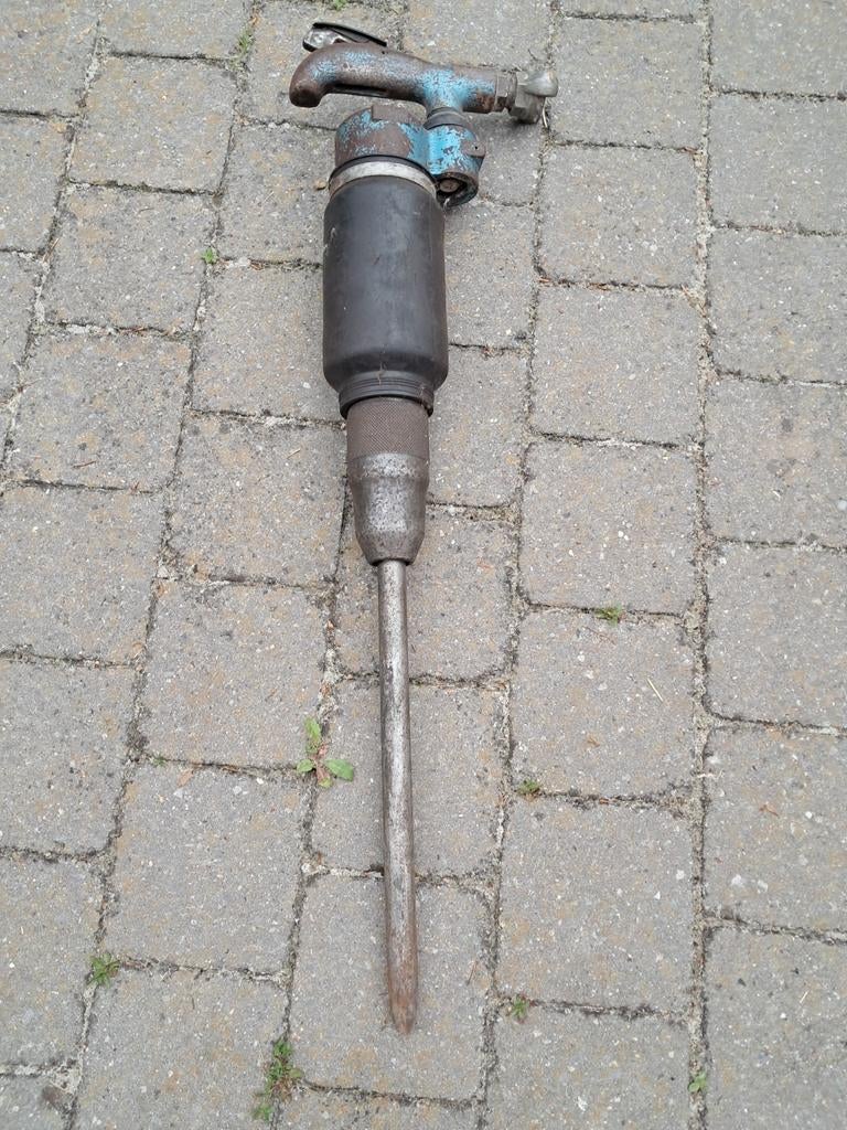 Pneumatische boorhamer, Ophalen