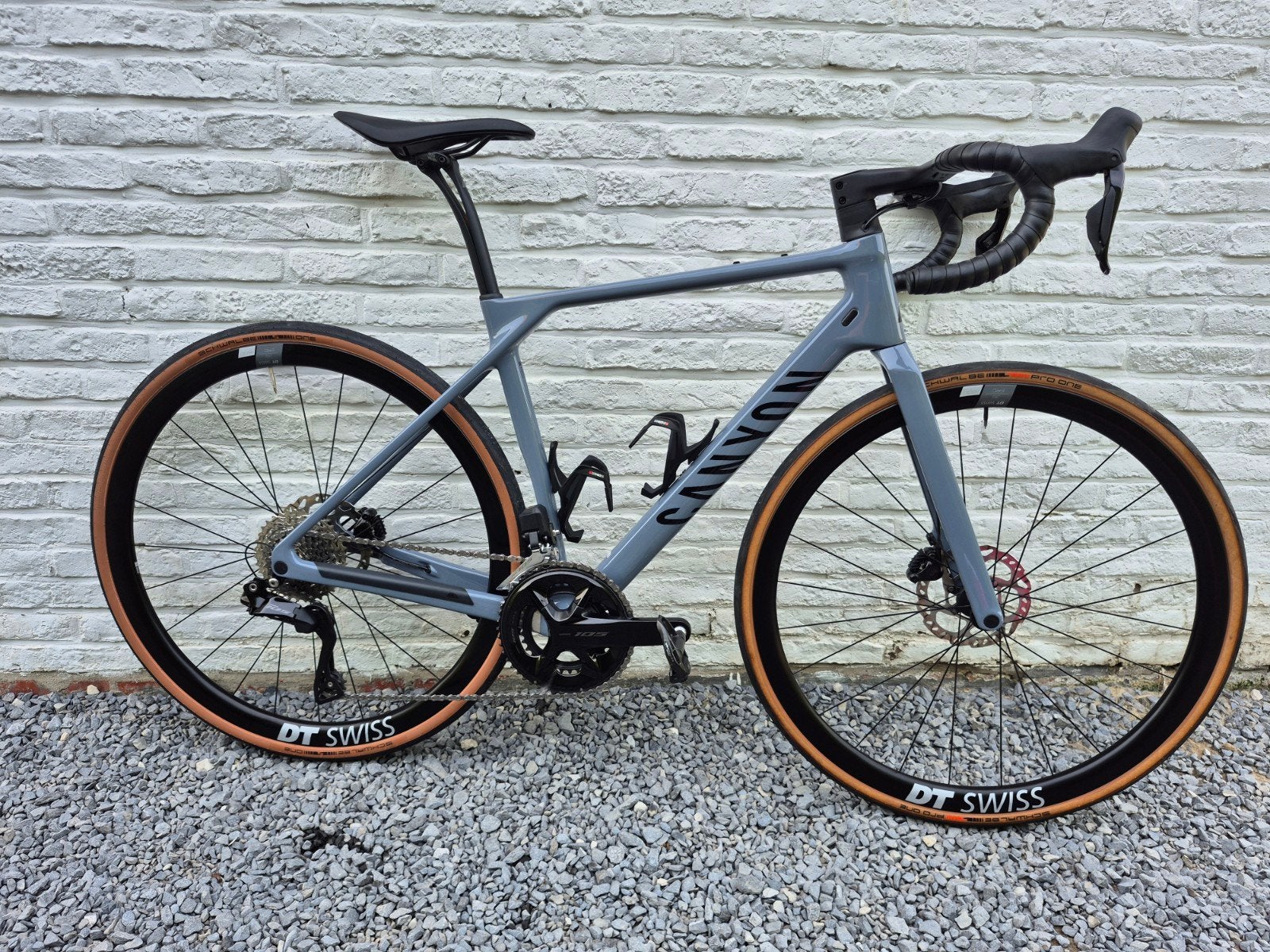 Canyon Endurace CF7 Di2, Enlèvement, Carbone