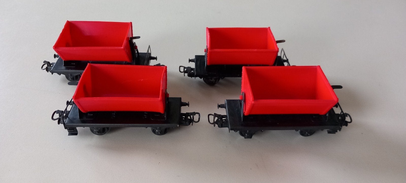 4 wagons à benne basculante Marklin 4513, Hobby & Loisirs créatifs, Enlèvement ou Envoi, Utilisé, Wagon, Märklin
