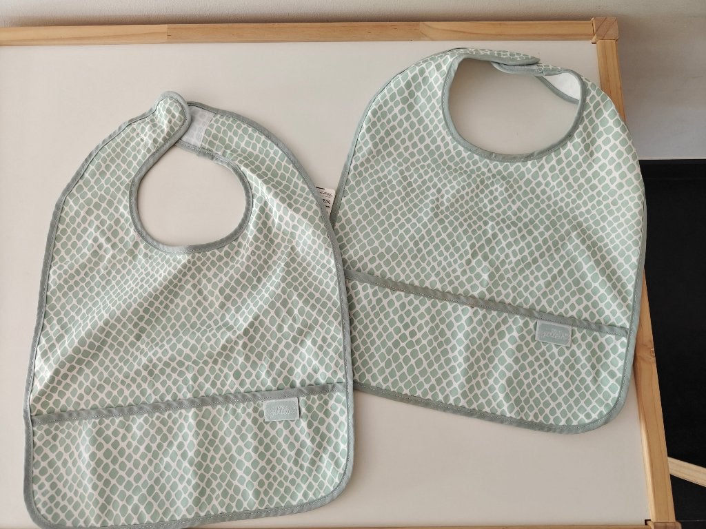 2 Slabbetjes Jollein (nieuw), Kinderen en Baby's, Ophalen, Nieuw, Slab, Overige merken