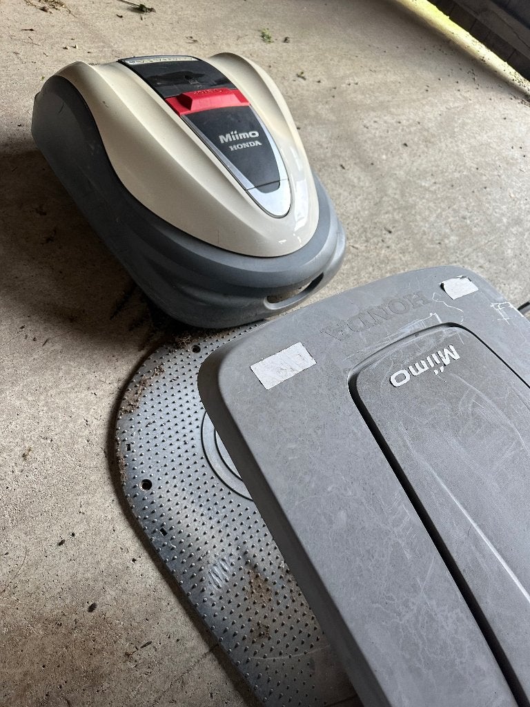 Robotmaaier Honda MIIMO HRM 3000m2, Ophalen, Zo goed als nieuw, Meer dan 25 cm, Honda