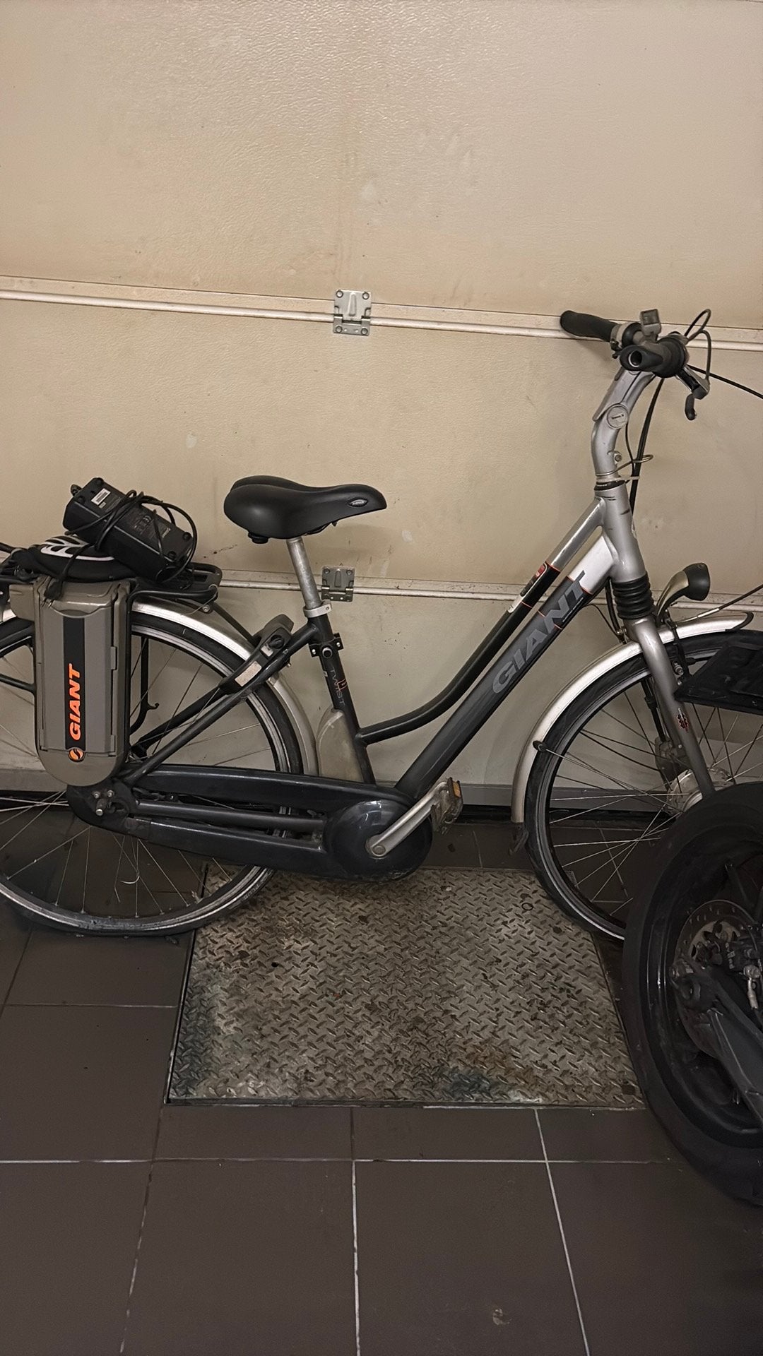 Elektrische fiets giant, Ophalen, Gebruikt, Giant