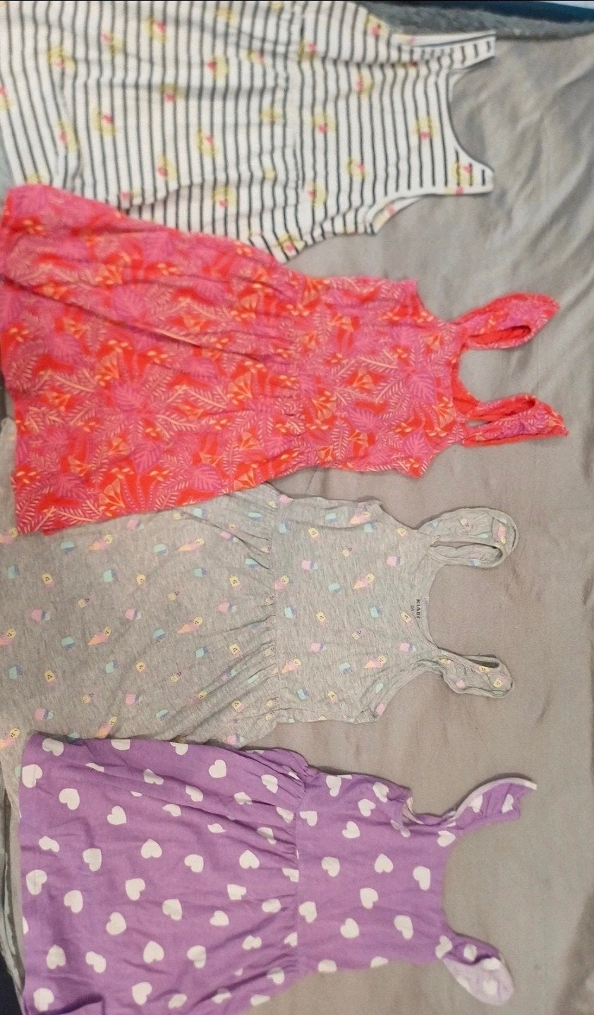 lot 5 robes filles de 6A, Enfants & Bébés, Enlèvement, Comme neuf, Kiabi, Fille