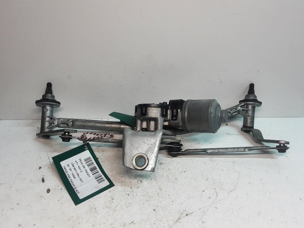 MOTEUR ESSUIE-GLACE AVANT 206 (2A / C/H/J/S) (0390241523), Kontakt-peugeot@peugeot.com, Utilisé, Peugeot Deutschland GmbH, Bahnhofsplatz
65423  Rüsselsheim, DE