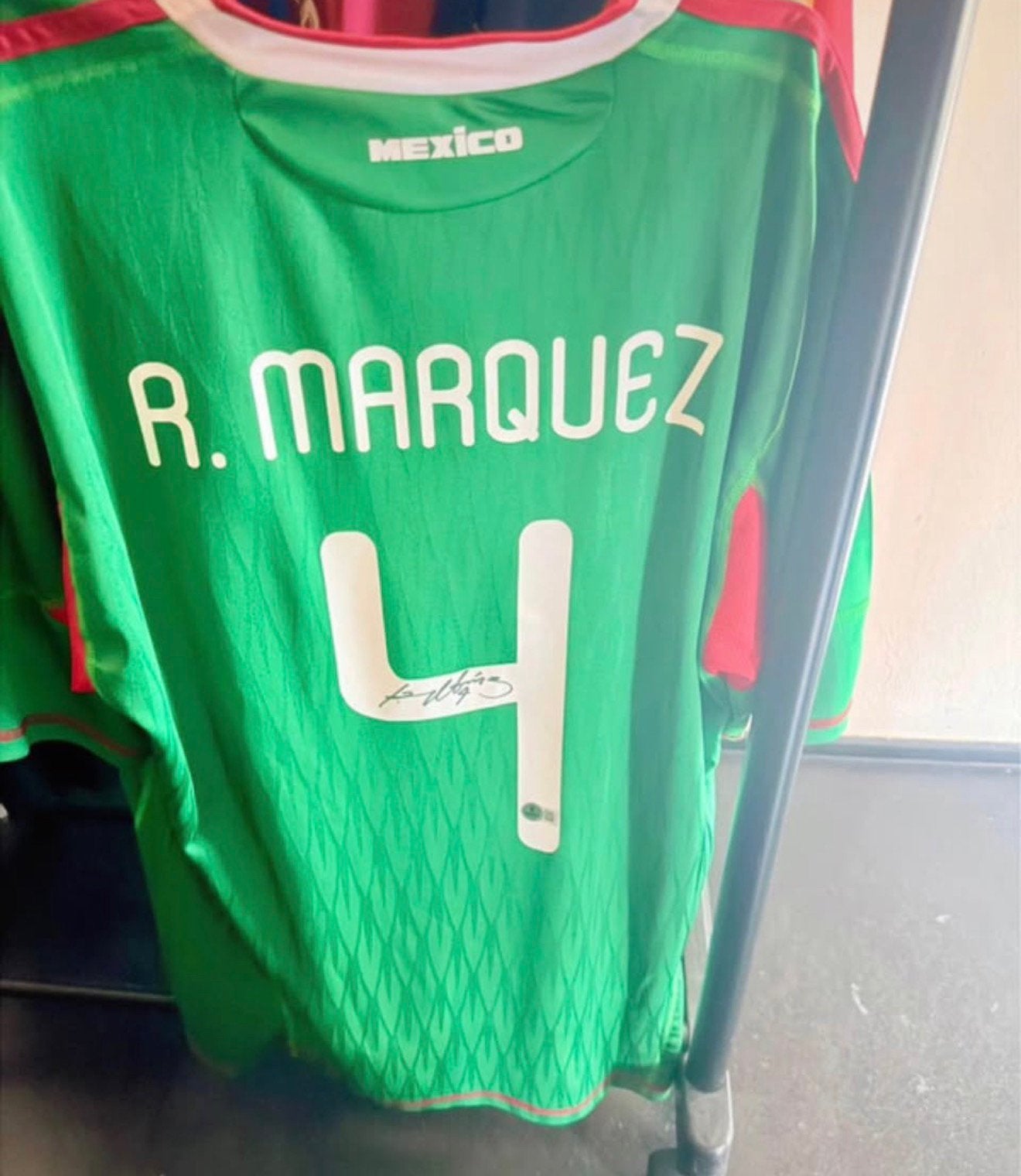 Mexique Rafael Márque objet de collection dédicacé), Collections, Enlèvement, Neuf, Maillot