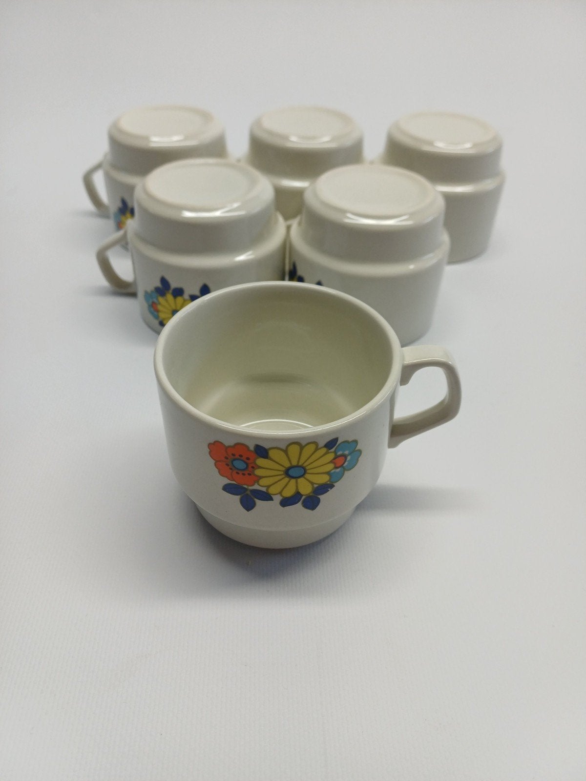 6 vintage koffiekopjes, Huis en Inrichting, Keuken | Servies, Ophalen, Zo goed als nieuw, Vintage