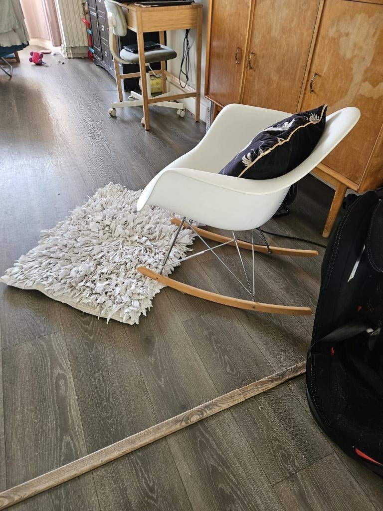 Schommelstoel, Huis en Inrichting, Stoelen, Ophalen, Hout, Wit, Zo goed als nieuw
