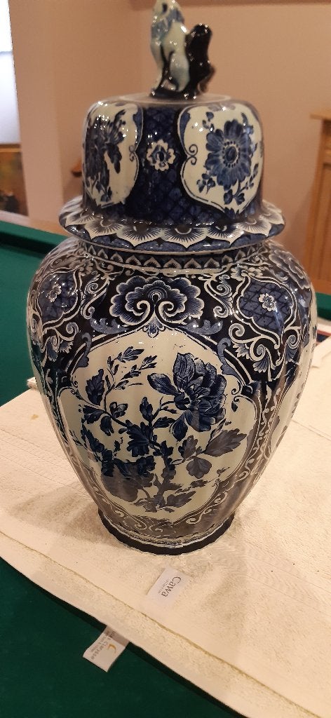 Vaas Delfts blauw / Boch, Enlèvement