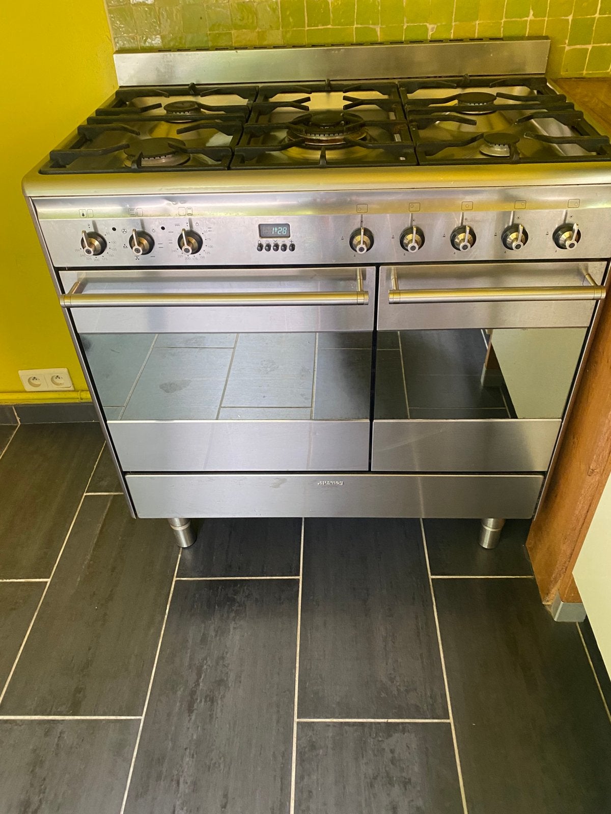 Gas fornuis smeg met 2 ovens, Electroménager, Enlèvement, Utilisé, Autoportant, Gaz