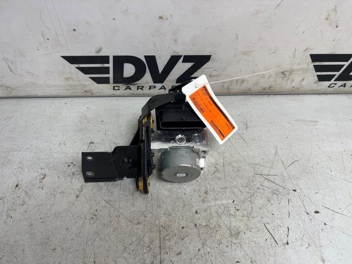 ABS Pomp van een Volkswagen Golf, Gebruikt, -, Volkswagen, -