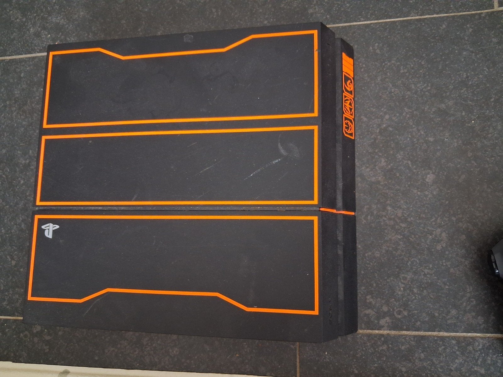 PS4 1TB Call of Duty Black Ops III Limited Edition + 2 Contr, Enlèvement ou Envoi, Comme neuf, Online