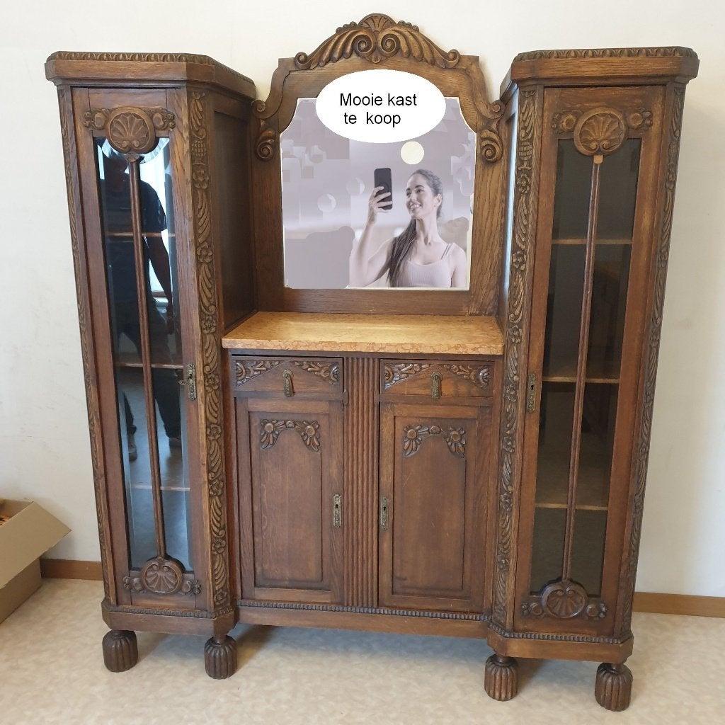 2 antieke kasten en tafel +stoelen, Ophalen