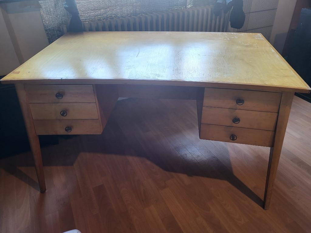 Bureau ancien en bois à restaurer, 76 cm, Avec tiroirs, Enlèvement, Utilisé