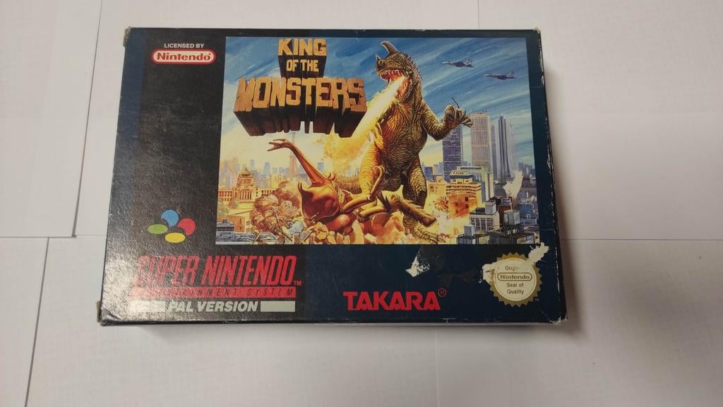 King of Monsters Nintendo SNES met doos en handleiding, Ophalen