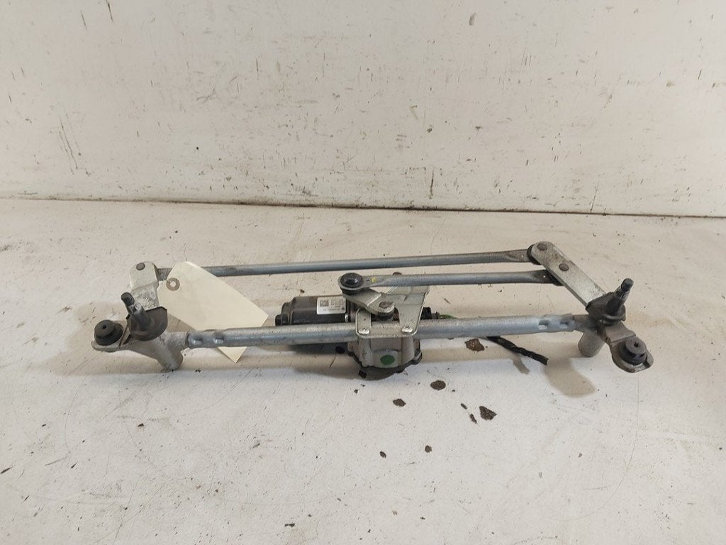 MOTEUR + TRINGLERIE ESSUIE GLACE AVANT A1 Sportback (GBA), Auto-Union-Straße  1,
85057  Ingolstadt, DE, Info@audi.de, Audi, Utilisé