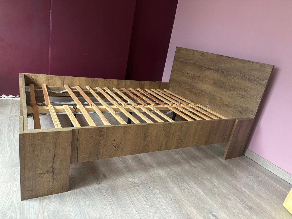 Lit 140X200, Brun, Enlèvement, 200 cm, Bois