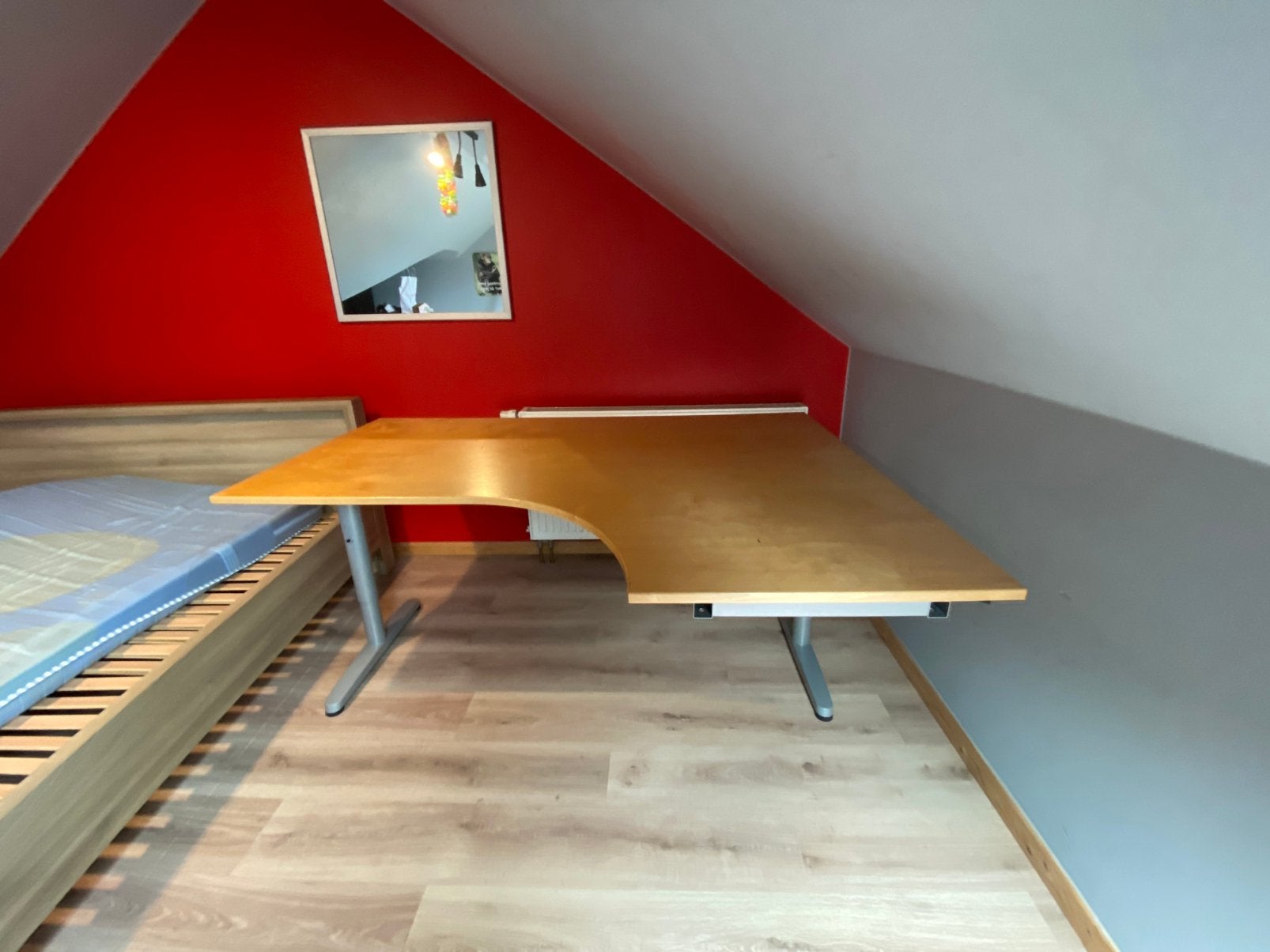 Hoekbureau, Ophalen, 160 cm, Gebruikt, Hoekbureau