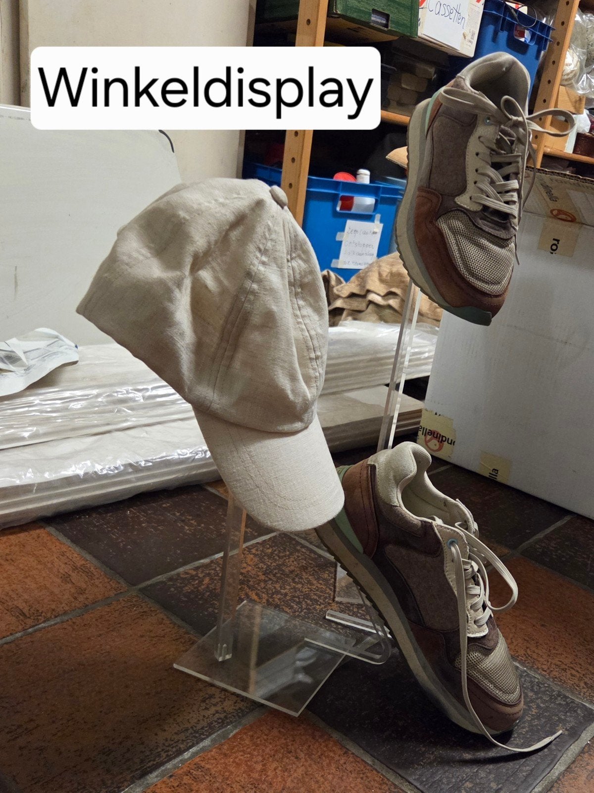98 Display-staanders (winkeldisplays), Zakelijke goederen, Ophalen