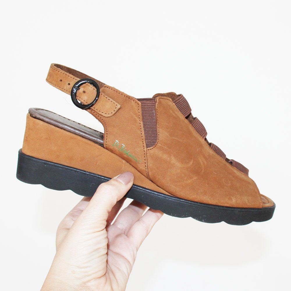Superbes sandales Dr. Brinkmann en daim s5 (taille 41) €40,-, Enlèvement ou Envoi, Dr. Brinkmann, Comme neuf, Sandales et Mûles