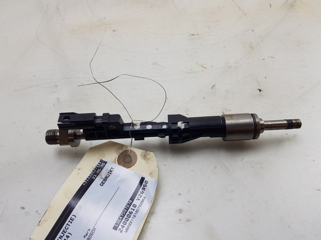 INJECTOR BRANDSTOF BMW 3 serie Gran Turismo (F34), Robert Bosch AG, Gebruikt, BMW, Robert-Bosch-Allee 1
74232  Abstatt, DE