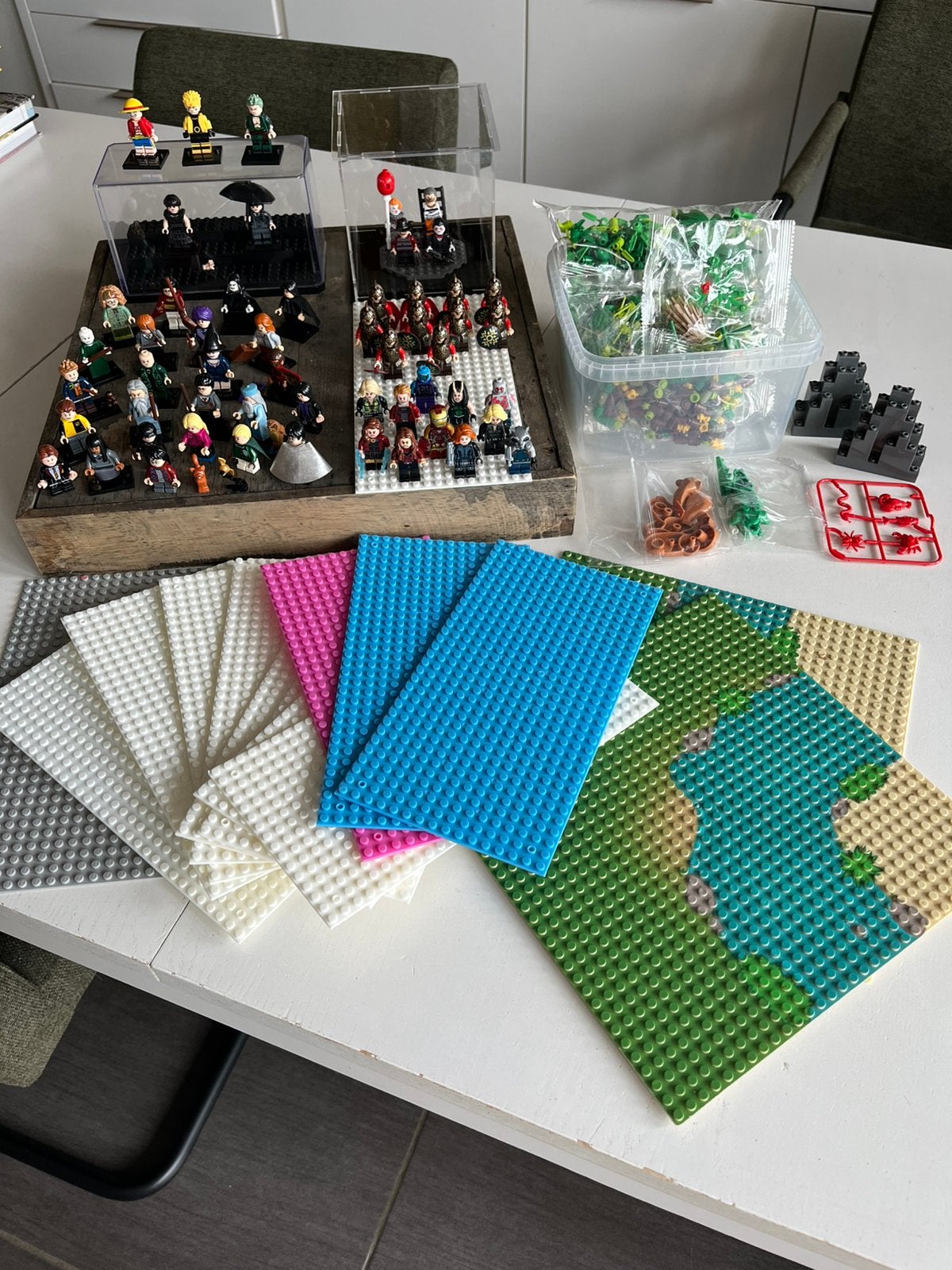 Grote partij lego compatibel minifiguren, Ophalen of Verzenden, Zo goed als nieuw