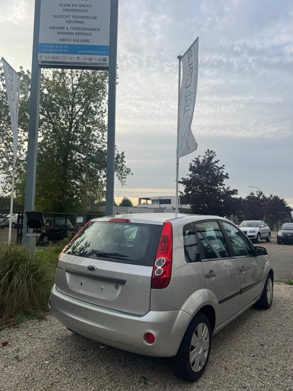 Ford fiesta benzine met keuring verkoop en garantie, Argent ou Gris, Achat, 50 kW, Entreprise