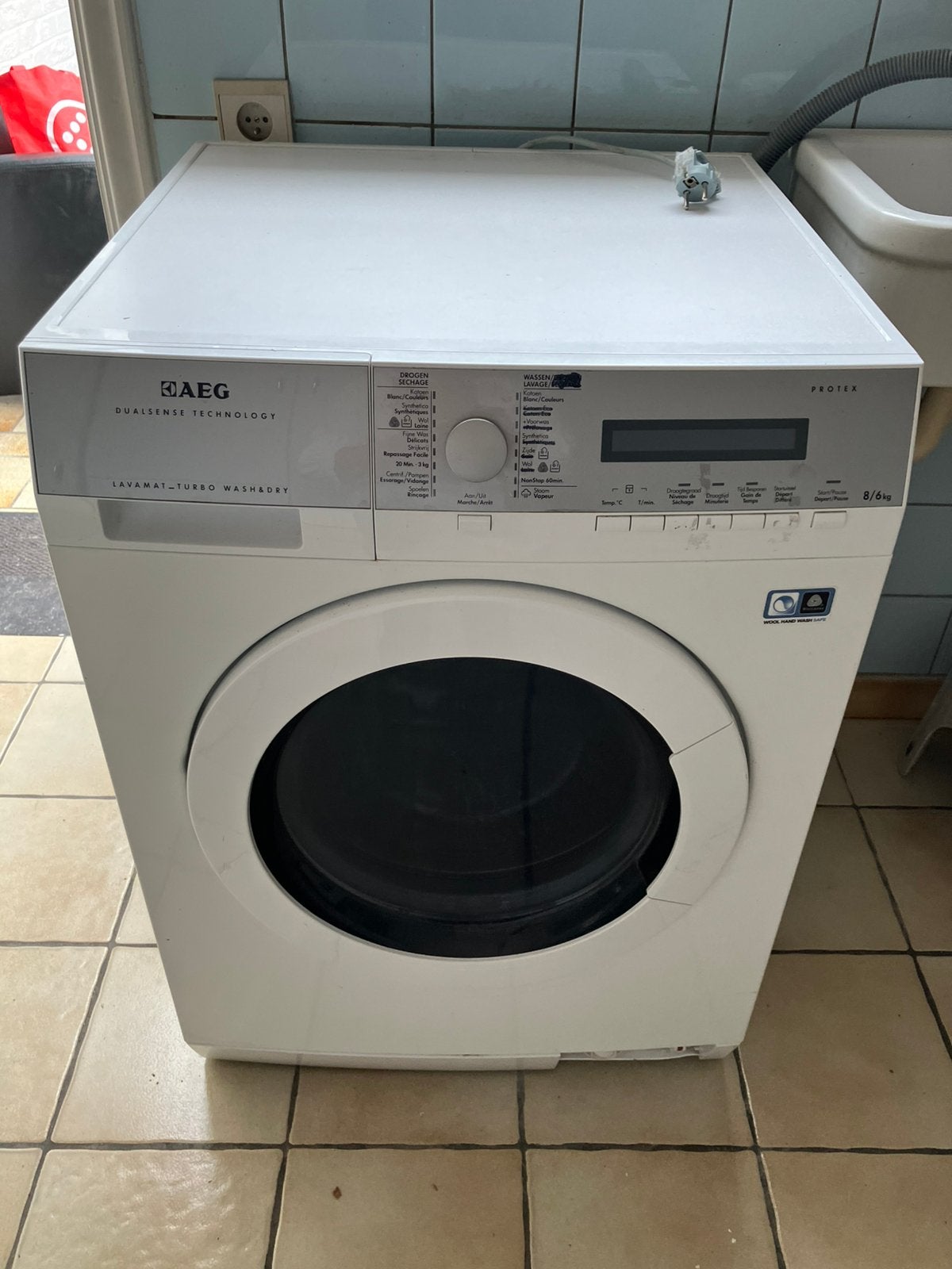 Wasmachiene /droogkast, Elektronische apparatuur, Ophalen, Gebruikt