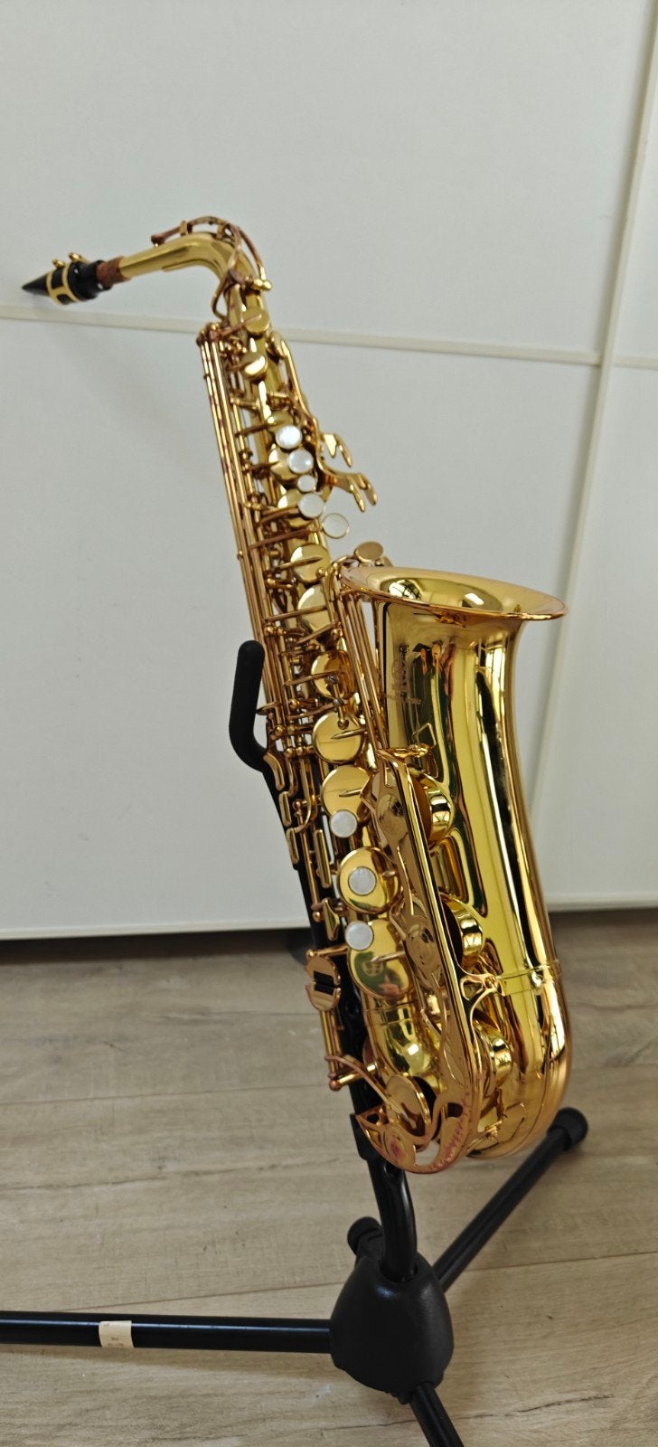 Saxophone alto Yamaha YAS-275, Enlèvement, Comme neuf, Alto, Avec valise