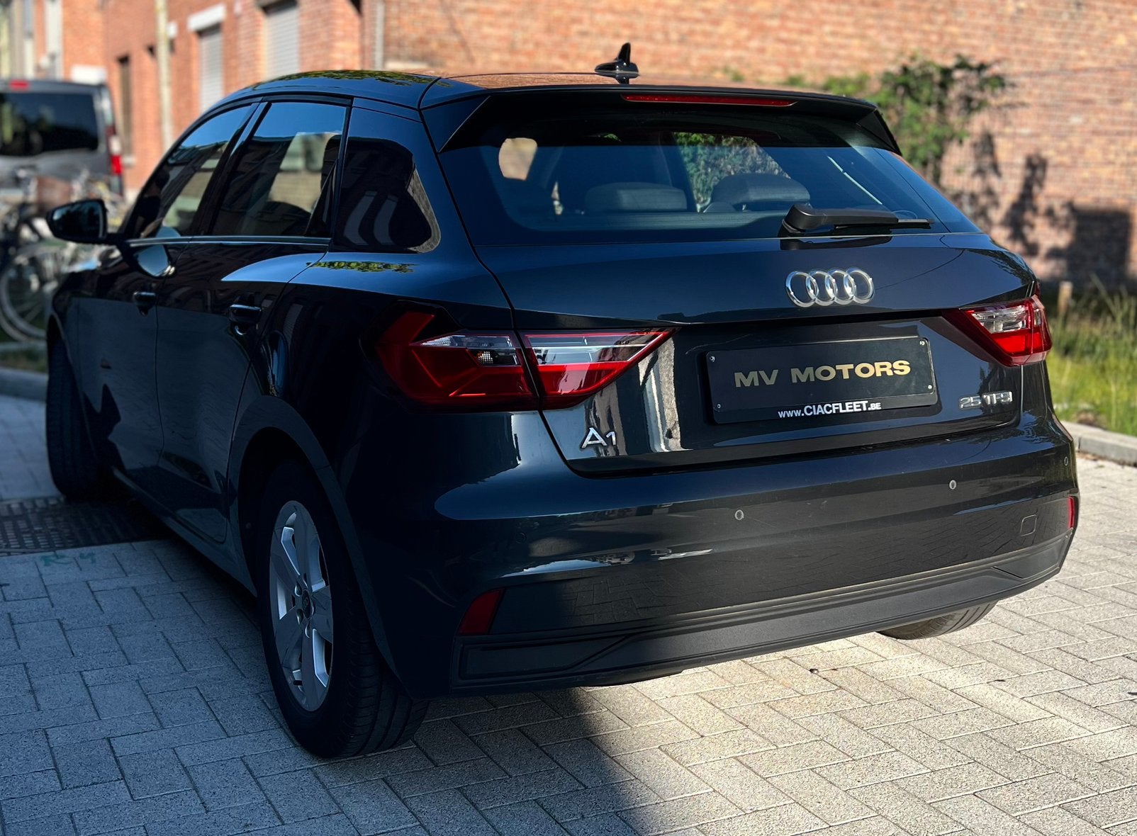 Audi A1 Sportback 1.0 25 TFSI Essence 2021/Première prop, Autos, Audi, Argent ou Gris, Achat, A1, Euro 6