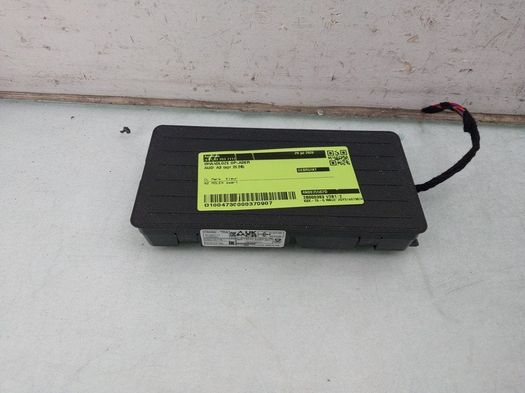 CHARGEUR DE TELEPHONE A INDUCTION (|4N0035502D|), Audi AG, Utilisé, Info@audi.de, Auto-Union-Straße  1,
85057  Ingolstadt, DE